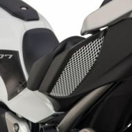 Yamaha Steel Mesh Side Covers Yamaha FZ-07 (2015)